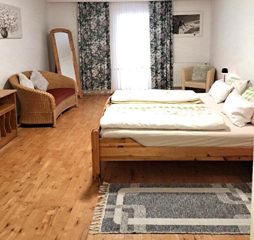 Landhaus Lindner Appartements 푸겐 외부 사진